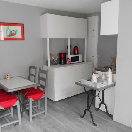 Vila F2 A Tulle Exteriér fotografie